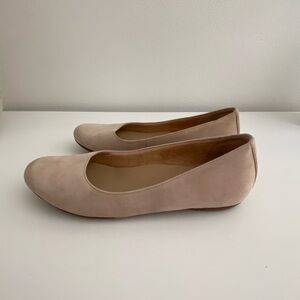 Naturalizer Maxwell suede flat size 9N